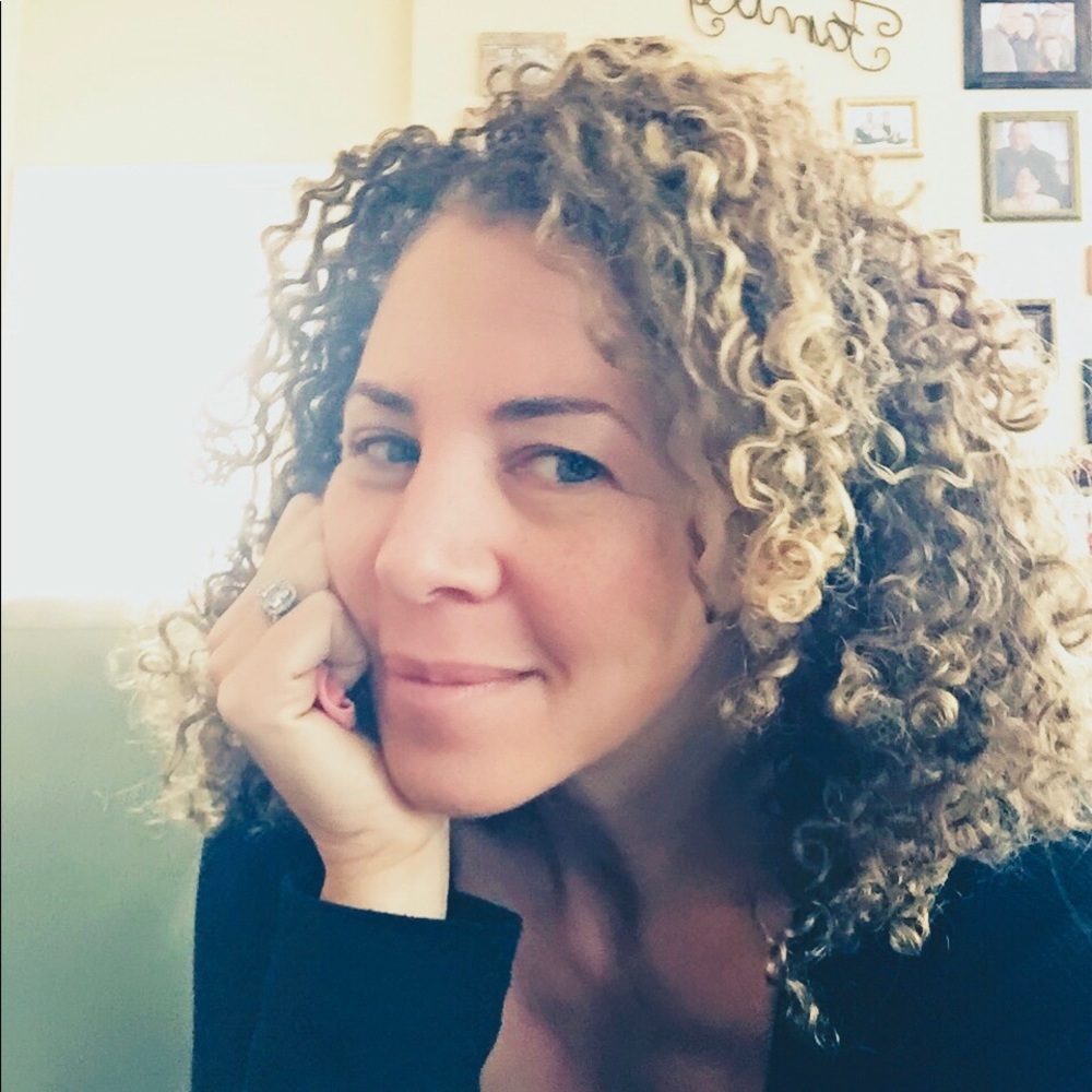 Meet your Posher, Monica